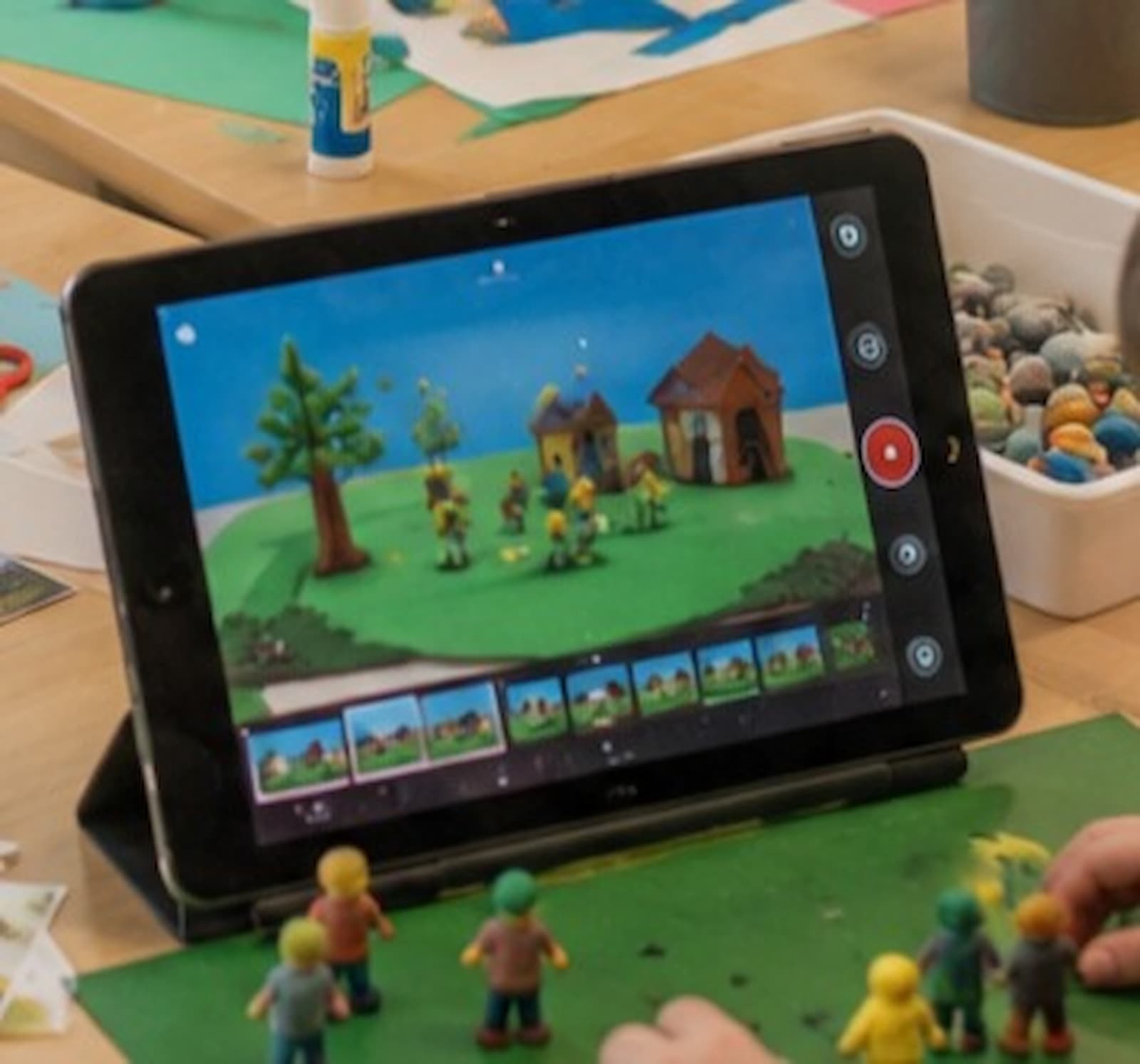 Kreativ-Workshop für Eltern und Kinder – Digitale Medien gemeinsam entdecken